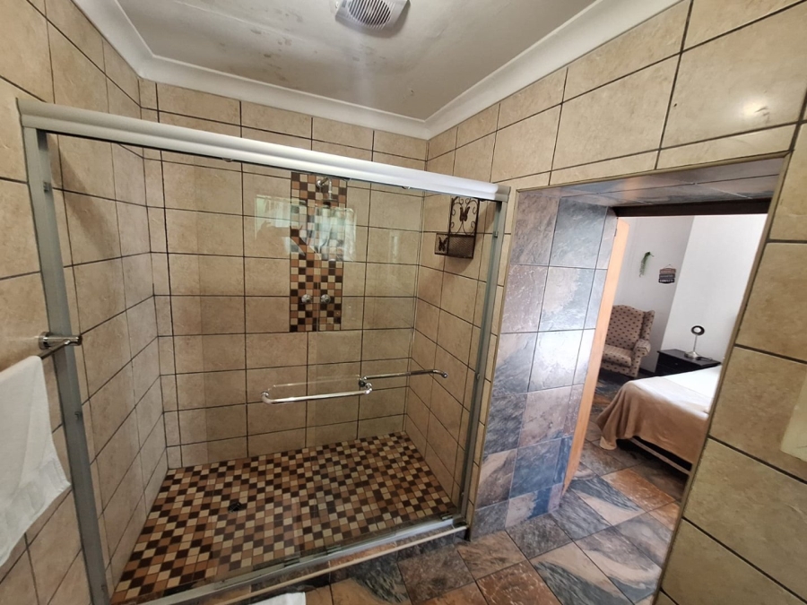 12 Bedroom Property for Sale in Pellissier Free State